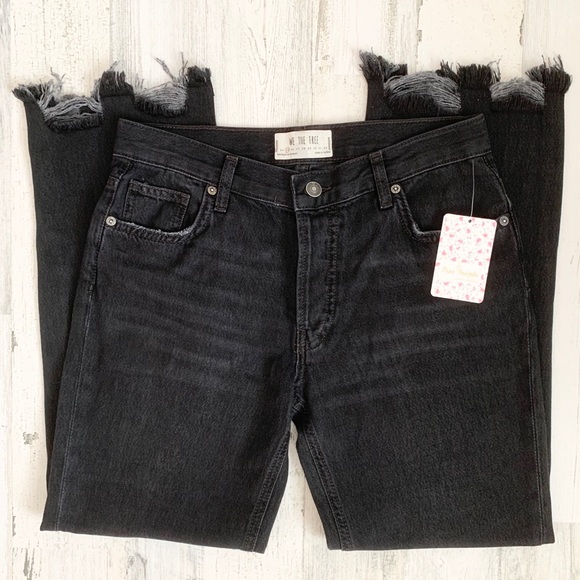 Free People Denim - NWT Free People Maggie Distressed Black Crop Jeans